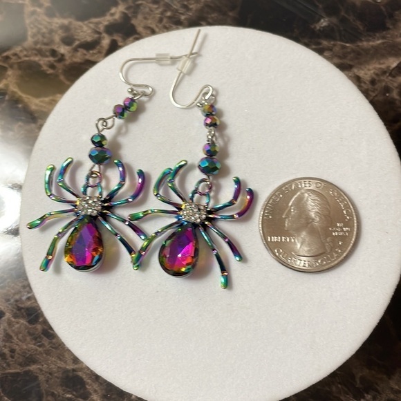Fashion Spider Crystal Drop Earrings - Picture 9 of 10